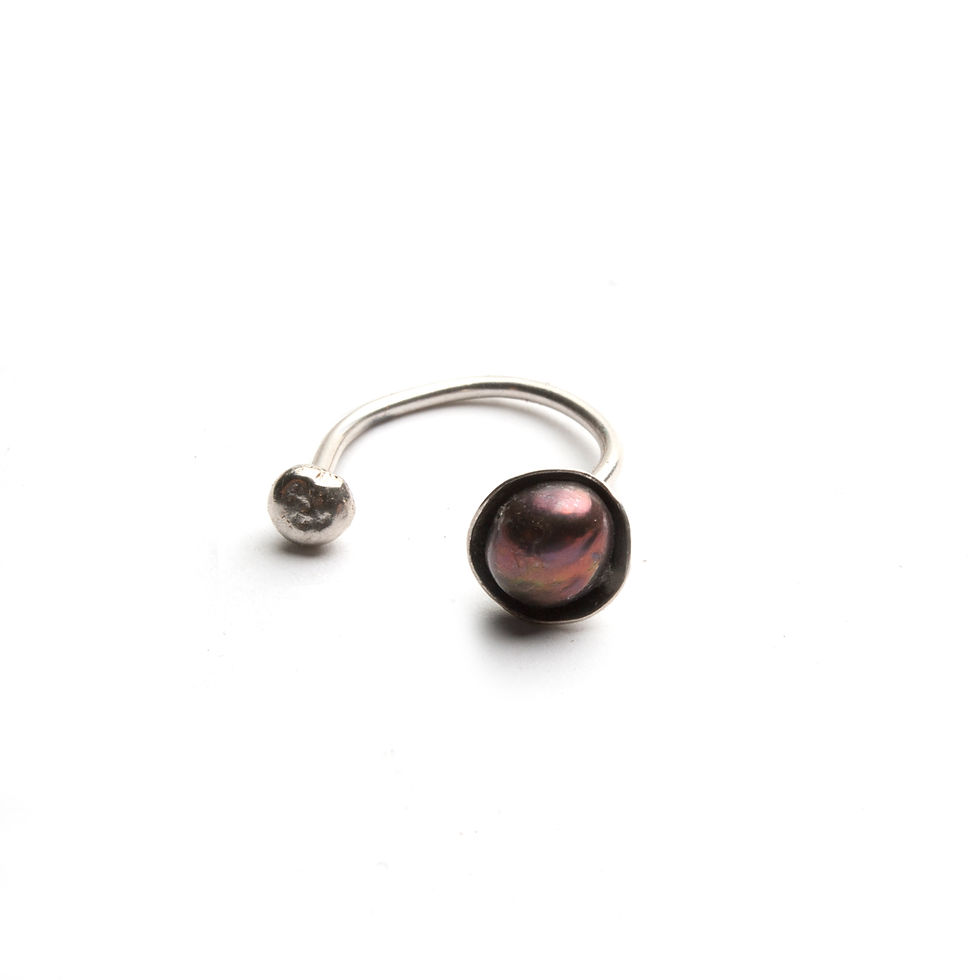 Thumbnail: Black sea pearl U  ring
