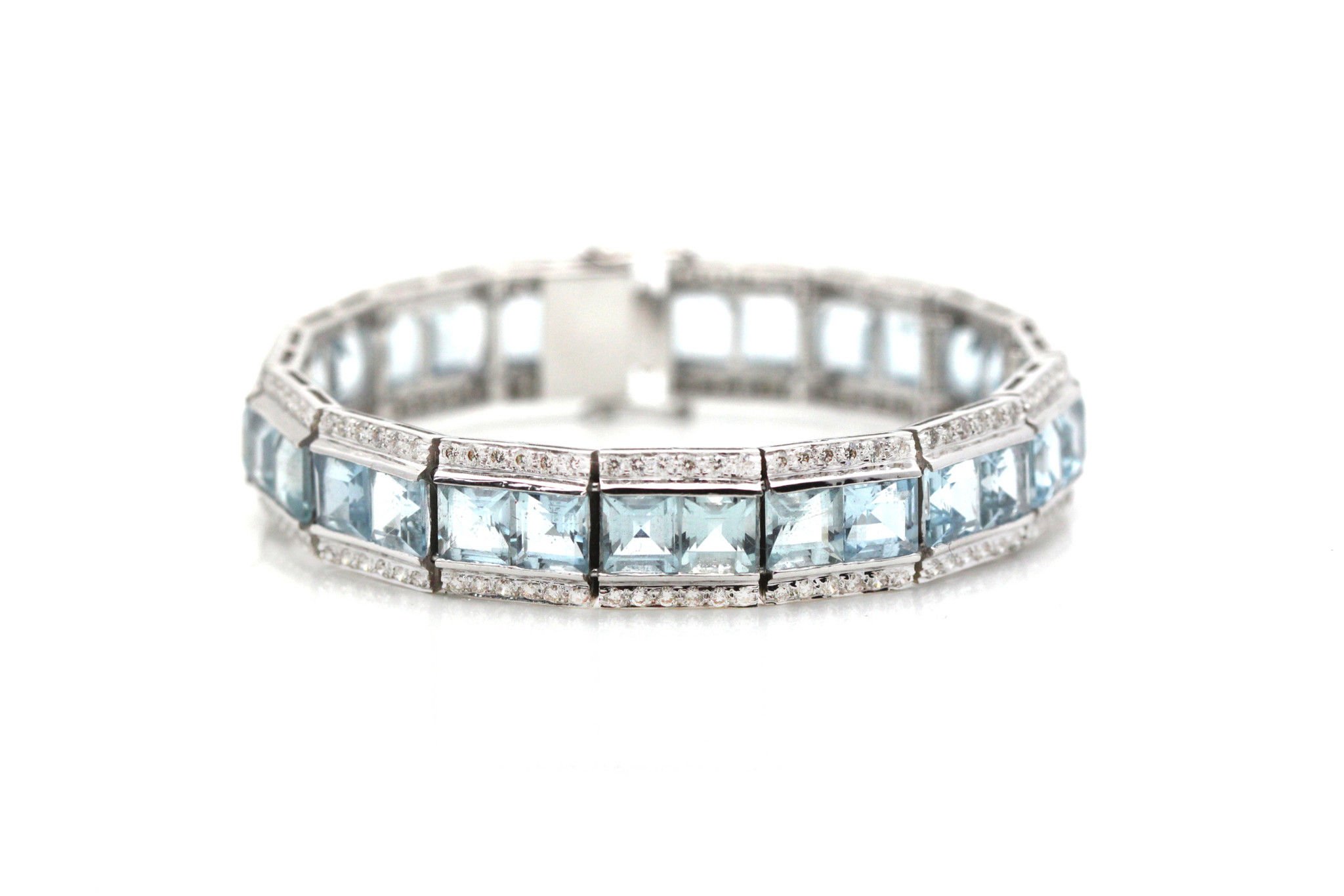 Aquamarine & Diamond White Gold Necklace