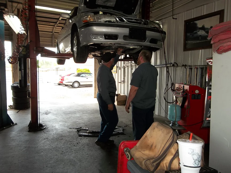 Lincolnway Sales & Service auto repair Abbottstown, PA, USA