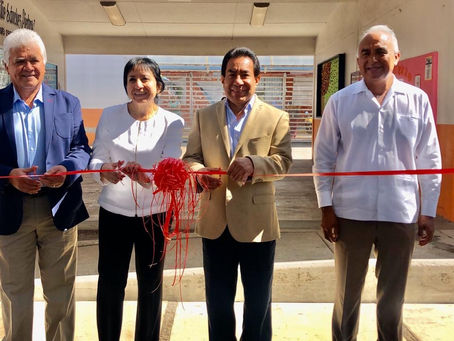ENTREGA , VÍCTOR BÁEZ TECHUMBRE EN AXOCOMANITLA 