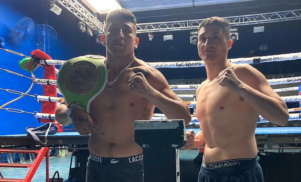 Esta noche , el neuquino va por la corona