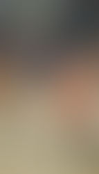 OTRA CAIDA EN CASA PARA PETRO