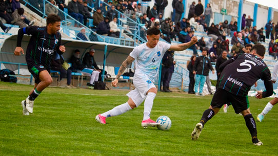 A paso firme: Alianza volvió a ganar y se escapa en el Regional