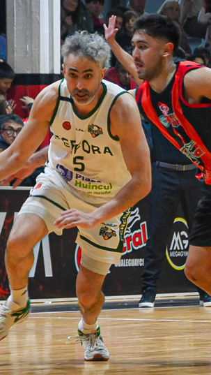Central Entrerriano doblegó a Perfora y hoy se define el ascenso