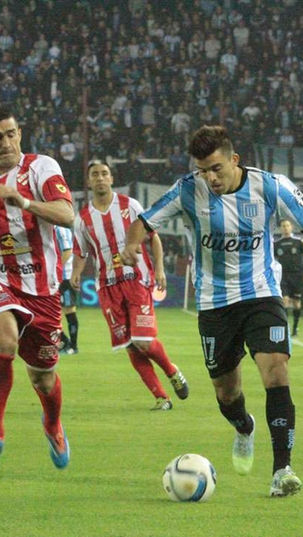 LA NOCHE QUE EL ROJO SE VIO CON EL CAMPEÓN