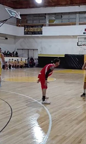 NOCHE CLÁSICA PARA EL ROJO Y PERFORA