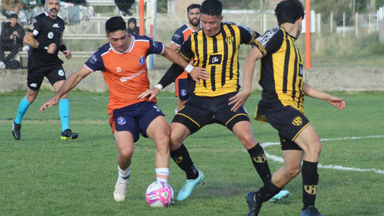 Triunfos visitantes en el cierra de la segunda fecha del Oficial A