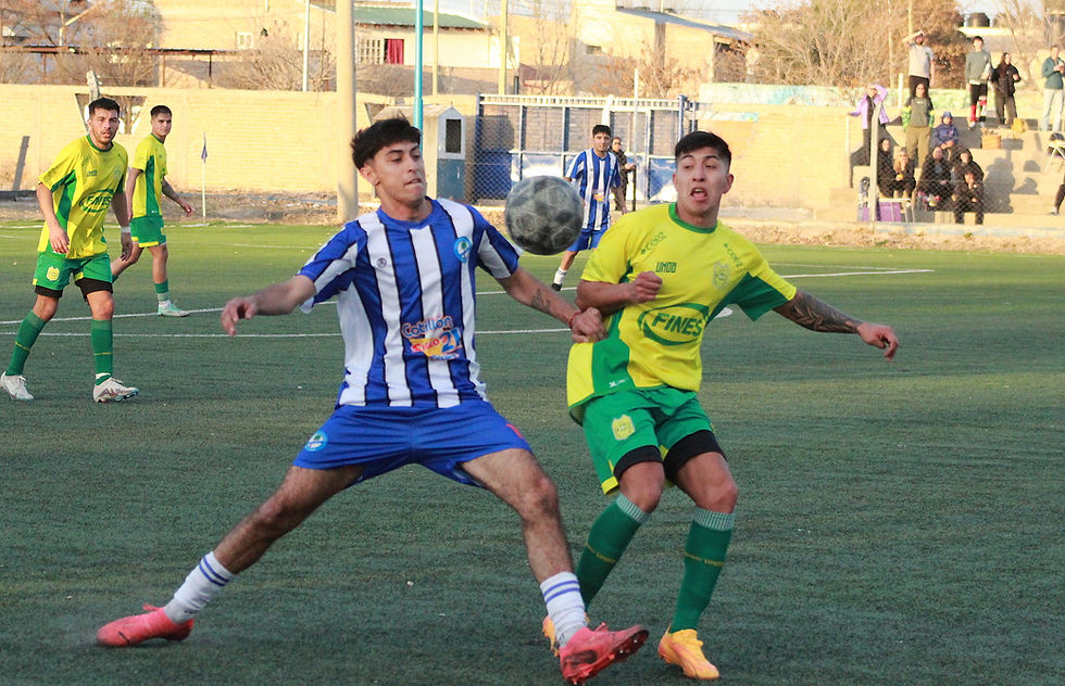 Unión de Zapala ganó su primer partido en el torneo y escaba en la tabla- foto Pablo chagumil 