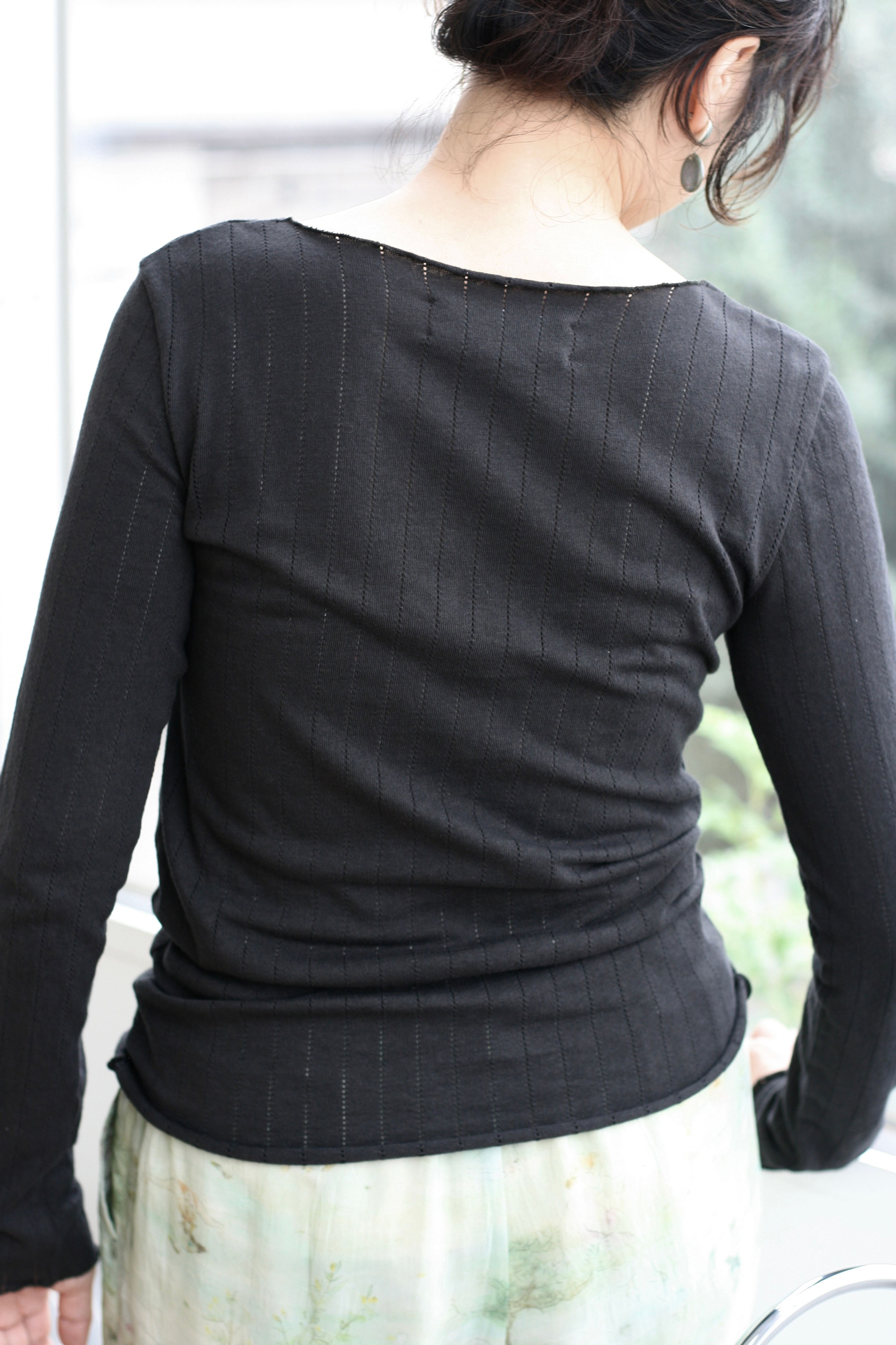 【27SS予約商品】little holes compact top