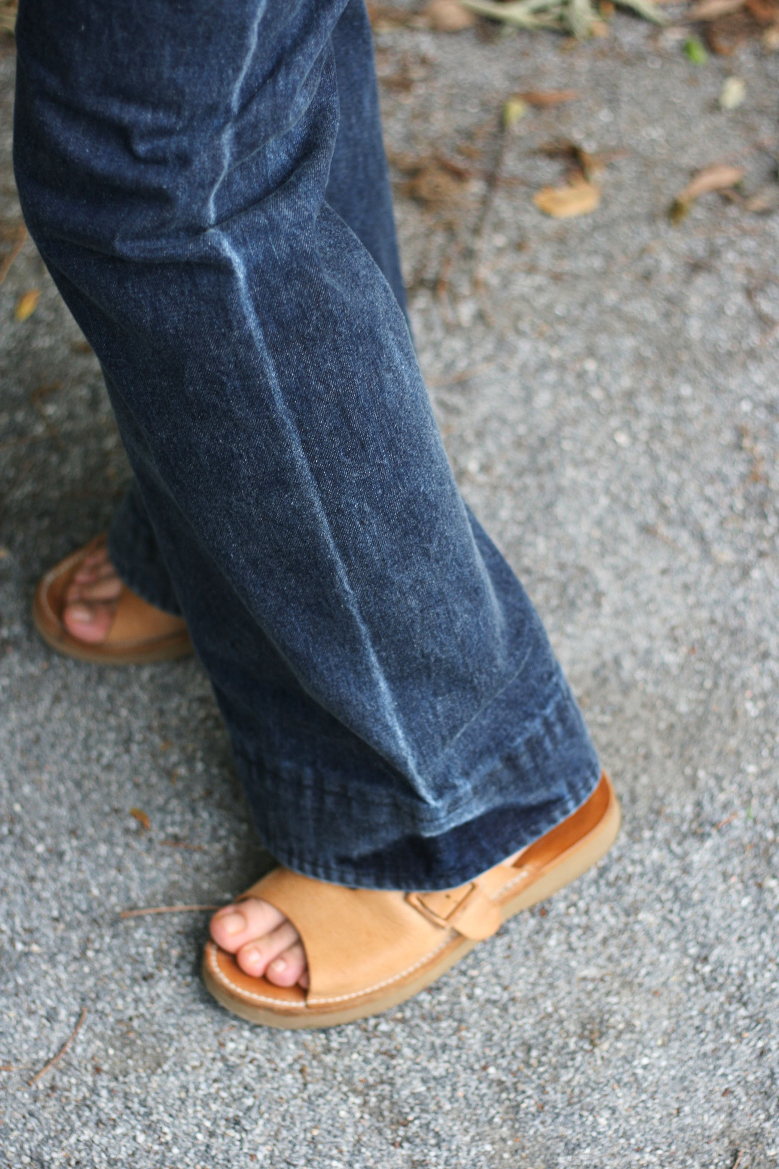 【atelier stock.】mist bleach bell-bottoms