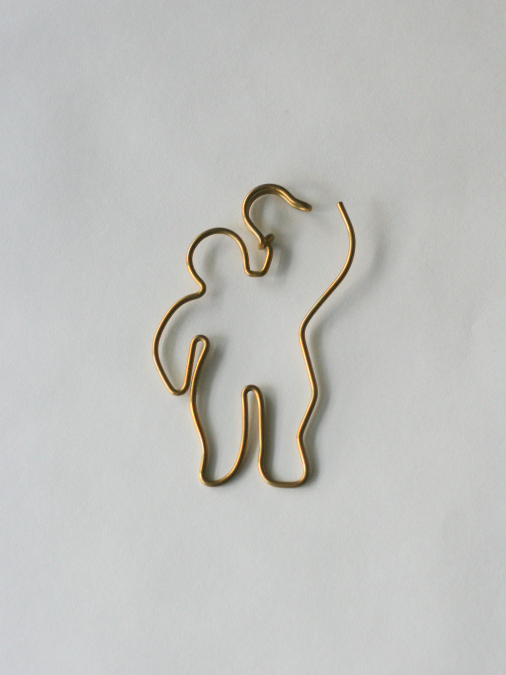 brass pincharm "hito"