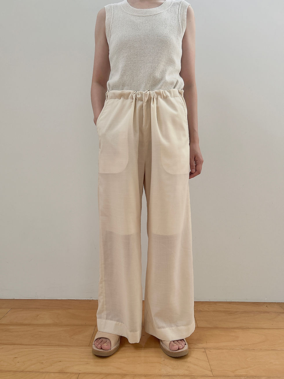 サムネイル： "memory." sheer loose pants with fringe scarf