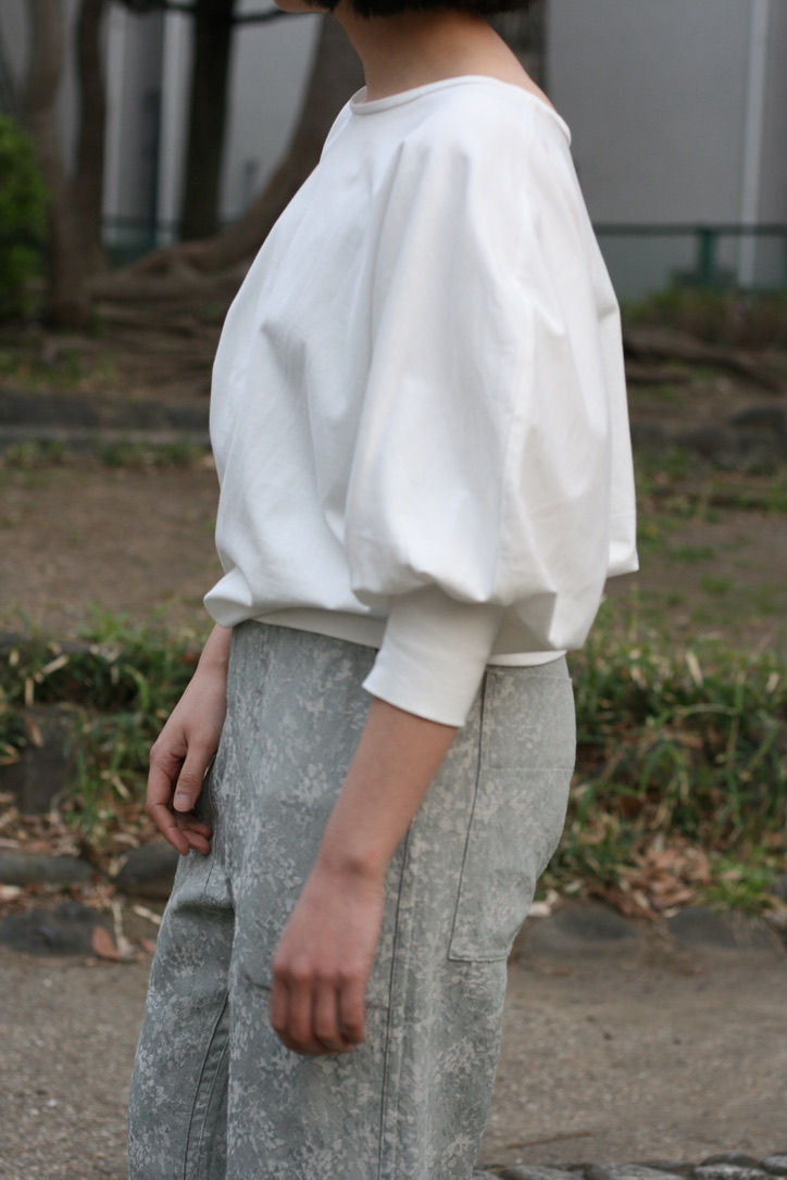 dolman sleeve cut sewn