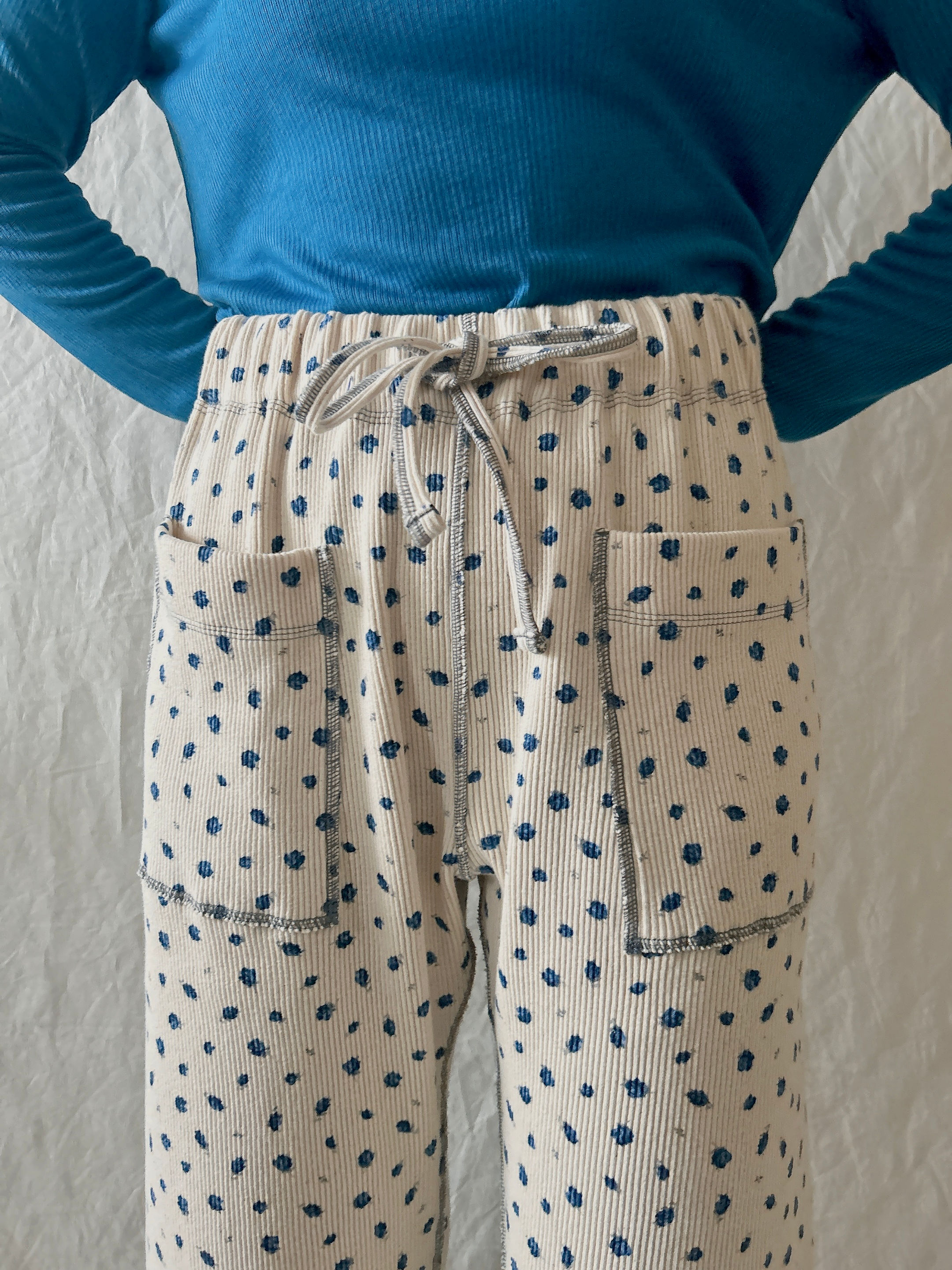 “kobana ga saita” printed rib pants