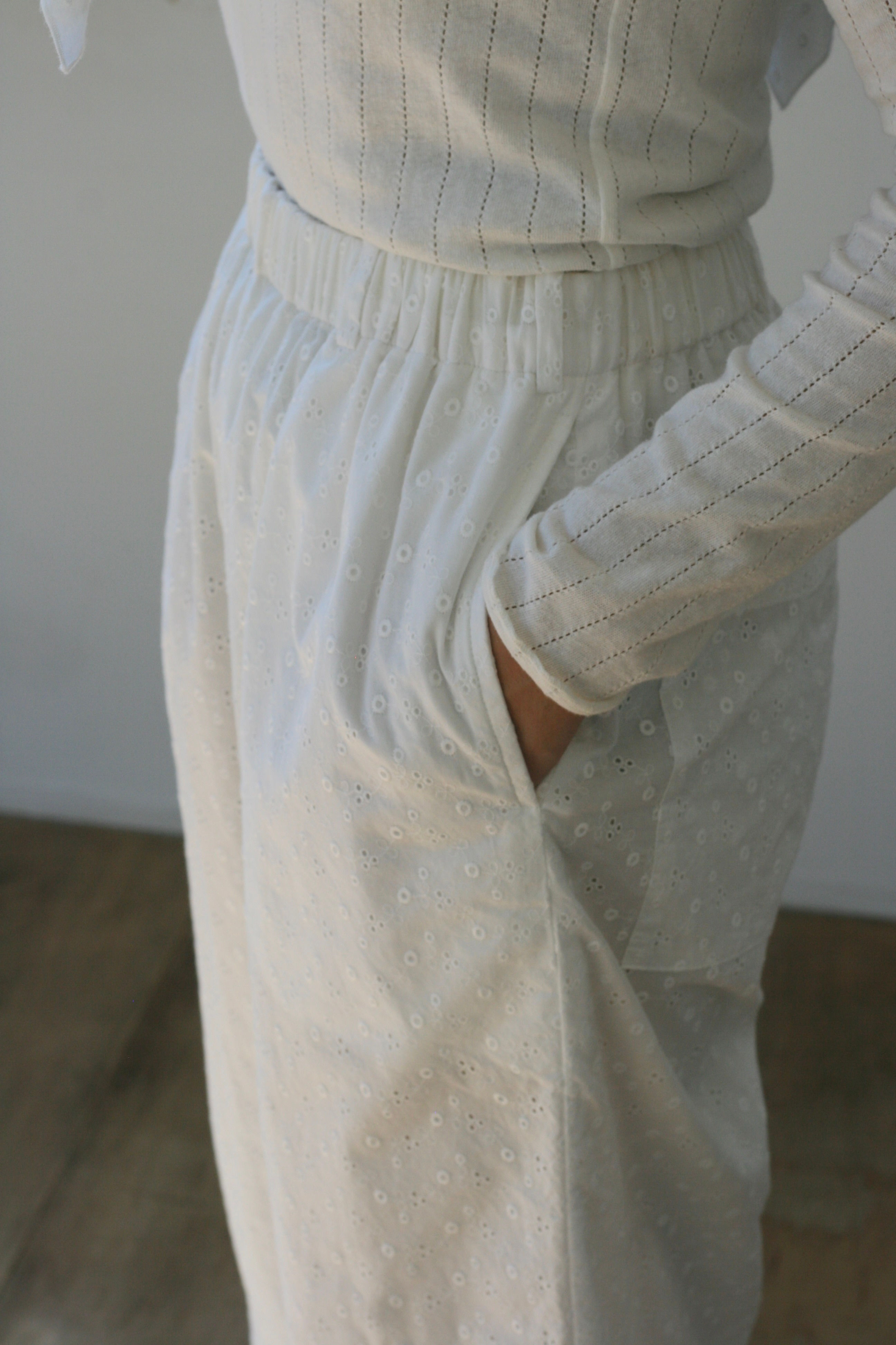 【27SS予約商品】bubble flower embroidery pants with scarf