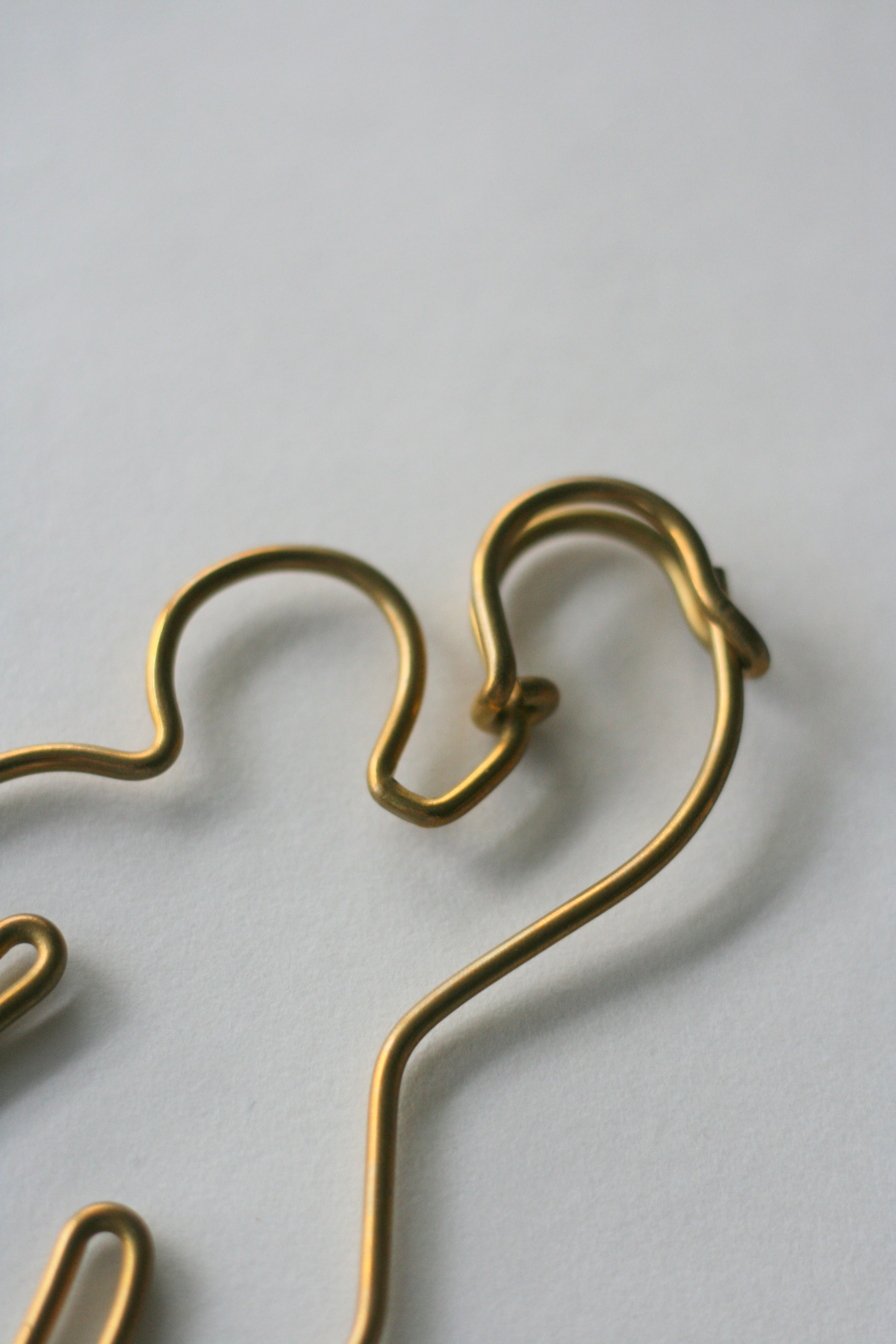 brass pincharm "hito"