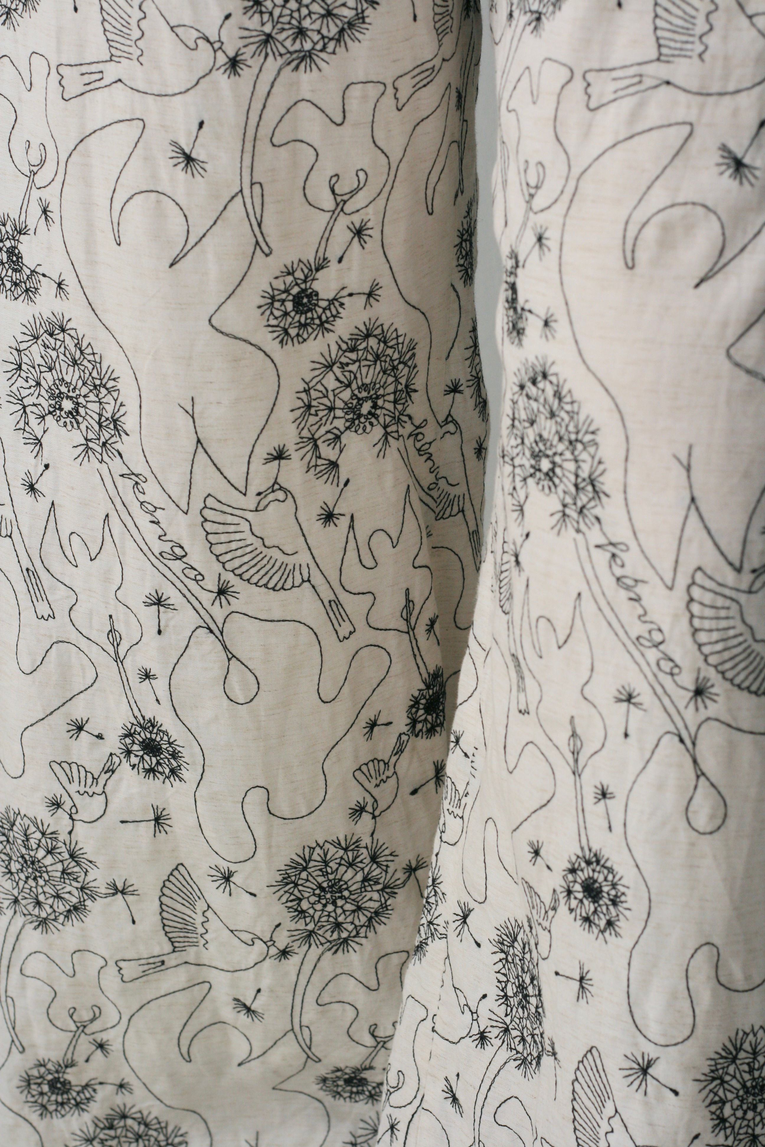 "susume tamhoho" embroidery pants
