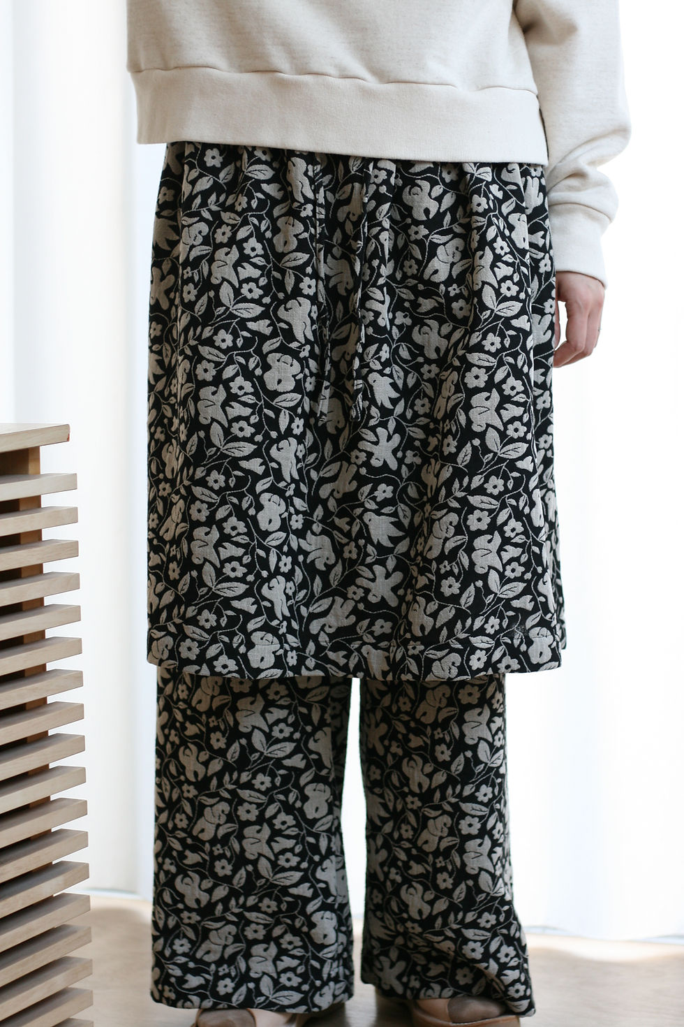 サムネイル： 【26FW予約商品】"anohito" jacquard drawstring top