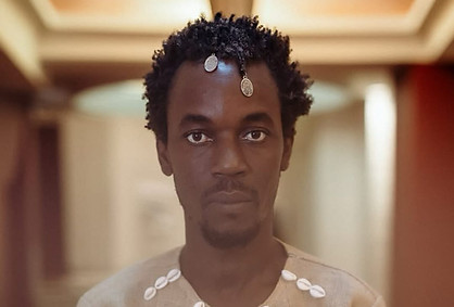 photo real_loin de moi.jpg