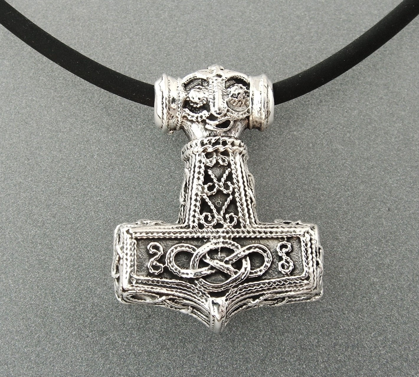 Martillo De Thor Infinito En Plata Ley 0.925