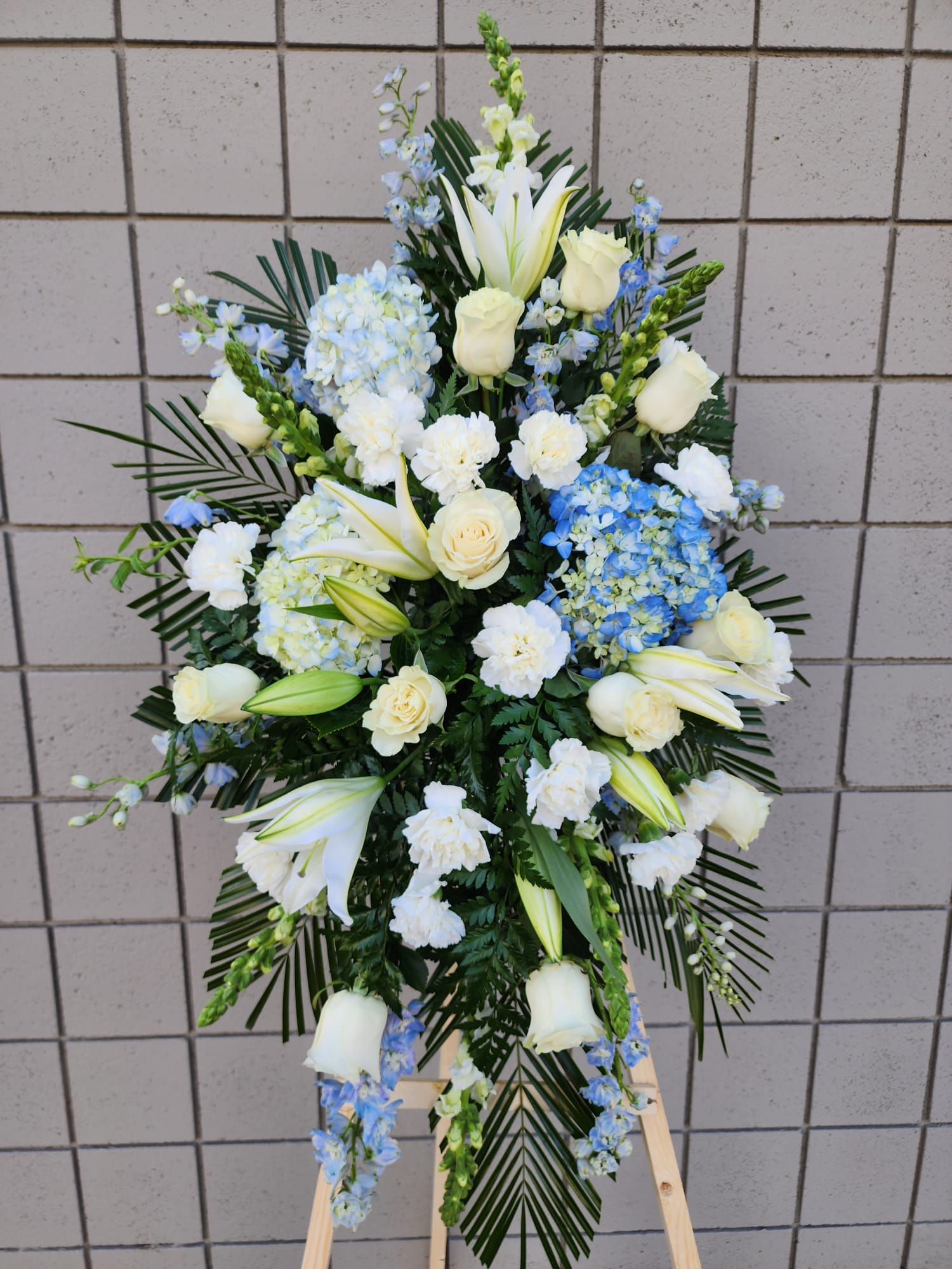 Blue Sky Sympathy Spray