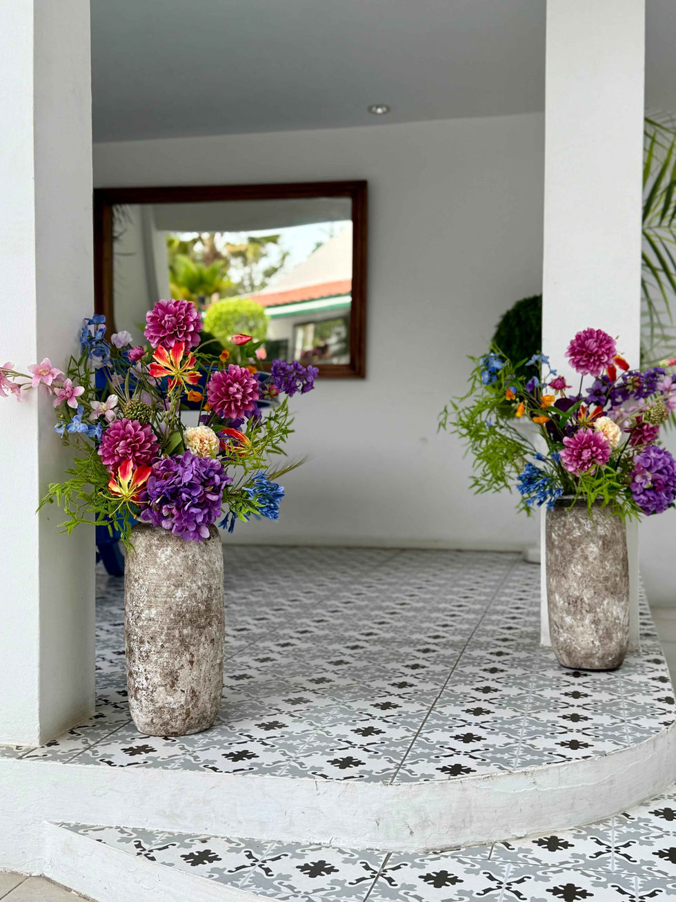 Event flowers at restaurant aruba