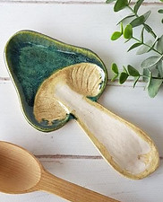MushroomSpoonHolder.jpg