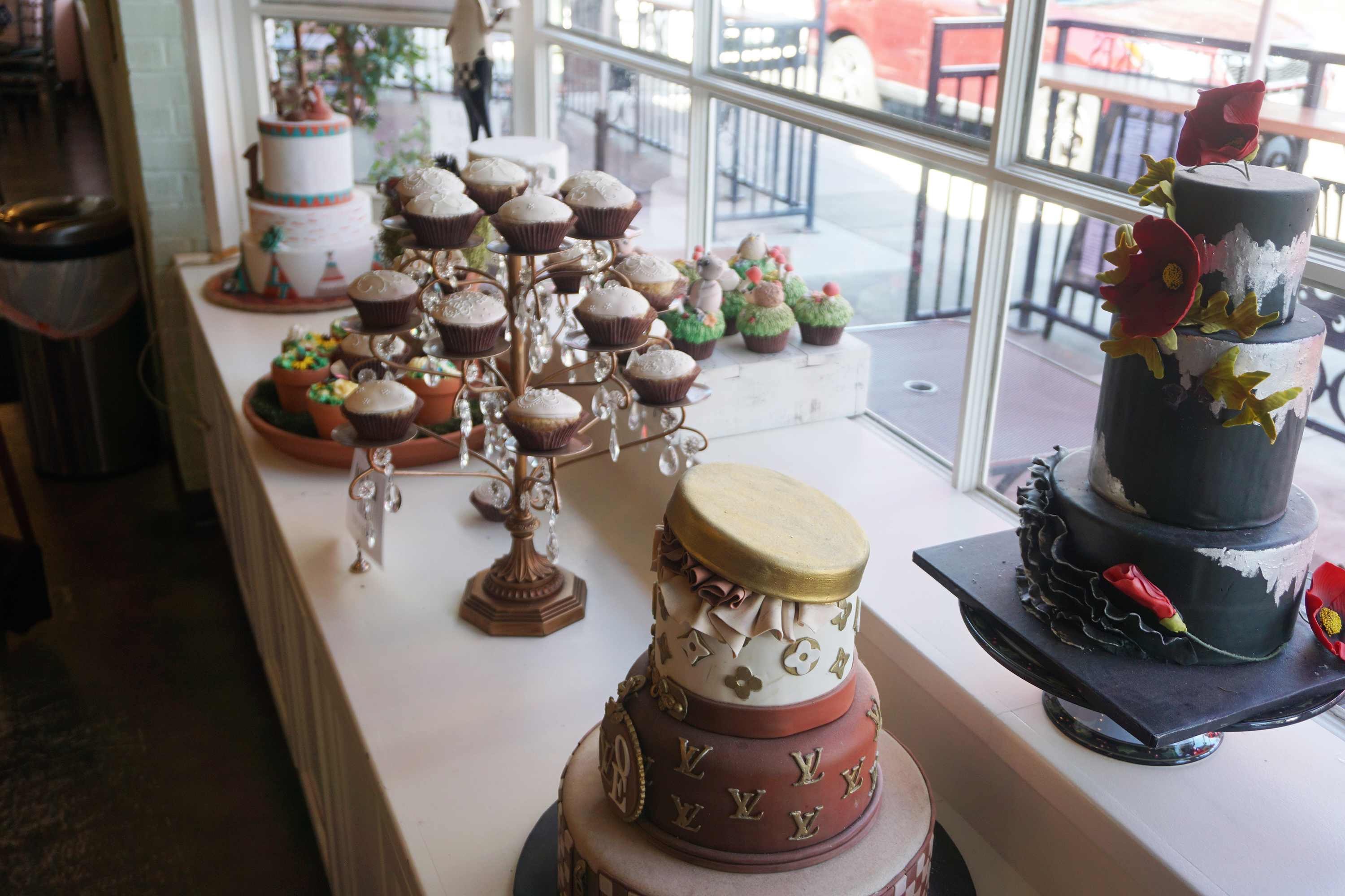 CUTE CAKES