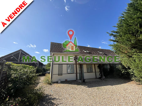 A VENDRE à RICHELIEU (37) - Maison individuelle avec grand terrain. Prix : 176.400 € HAI