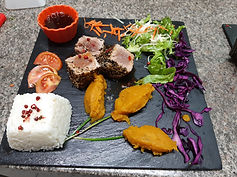 tataki de bœuf à la rose du brésil hôtel marie galante