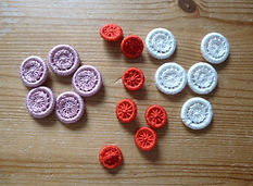 Sets of Dorset cross wheel buttons