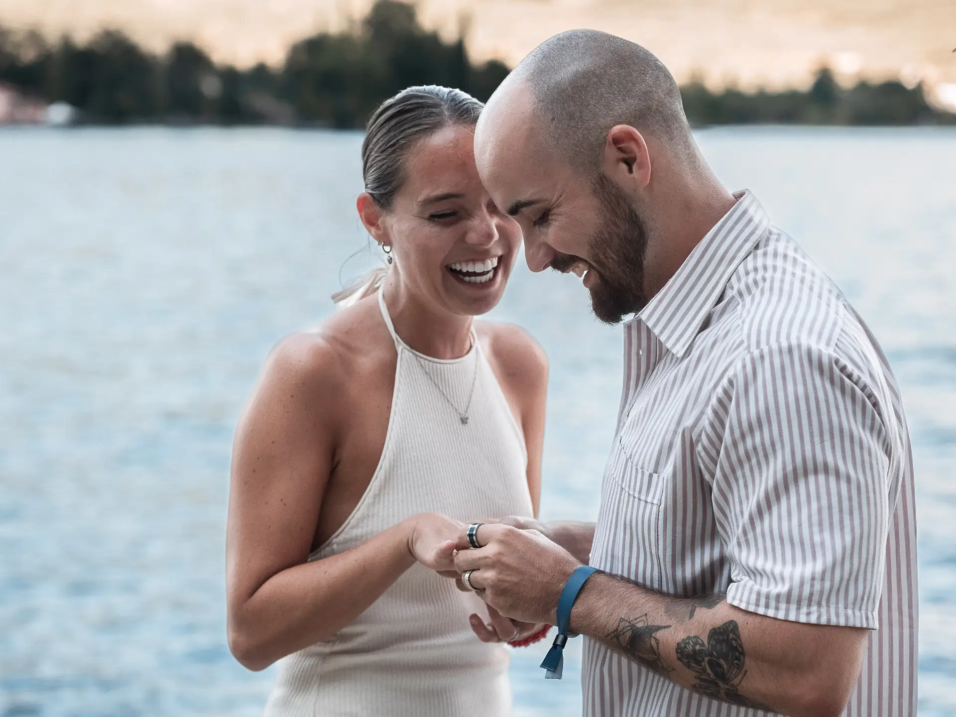 Crying with joy – Tamara reacts to the proposal at Lake Garda