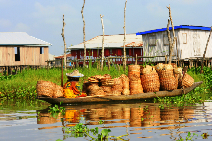 ganvie-benin-ganvie-is-a-lake-village-and-is-often-referred-to-as-the-venice-of-africa_edi