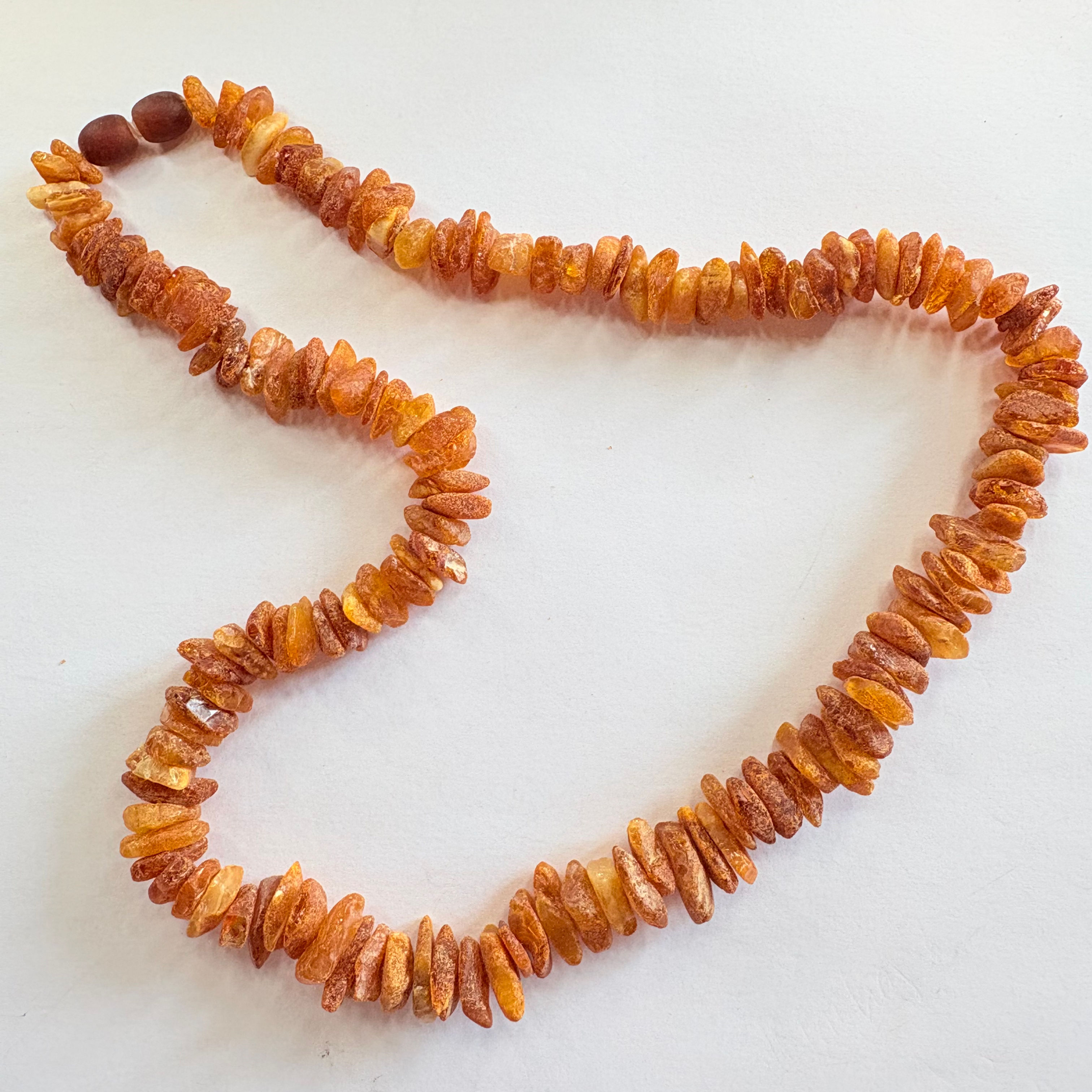 New Amber threaded necklace 48cm