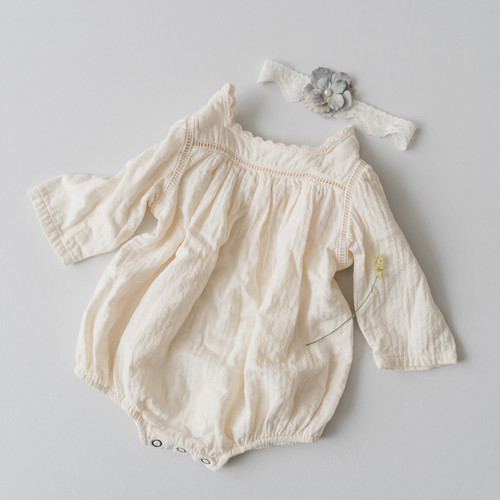 3-9m_angelwhite | solacamera