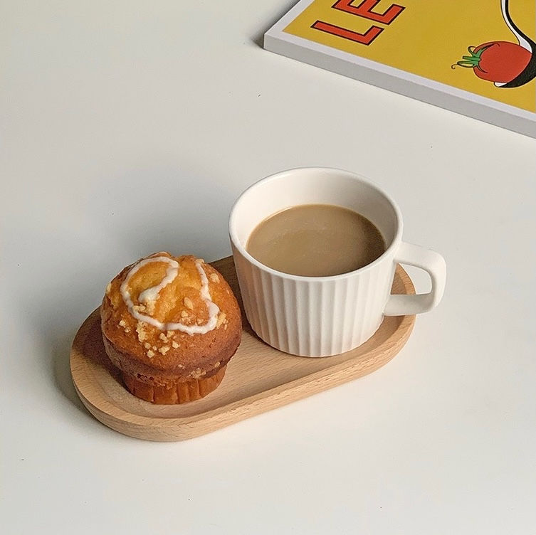 Thumbnail: Small Wooden Dish