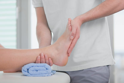 Clínica de Fisioterapia en Majadahonda. Clínica de Fisioterapia en Las Rozas de Madrid. Clínica de Fisioterapia en Boadilla del Monte. Clínica de Fisioterapia en Pozuelo de Alarcón. Clínica de Fisioterapia en Torrelodones. Rehabilitación, Readaptación, Traumatología, lesión, fisioterapia deportiva.
