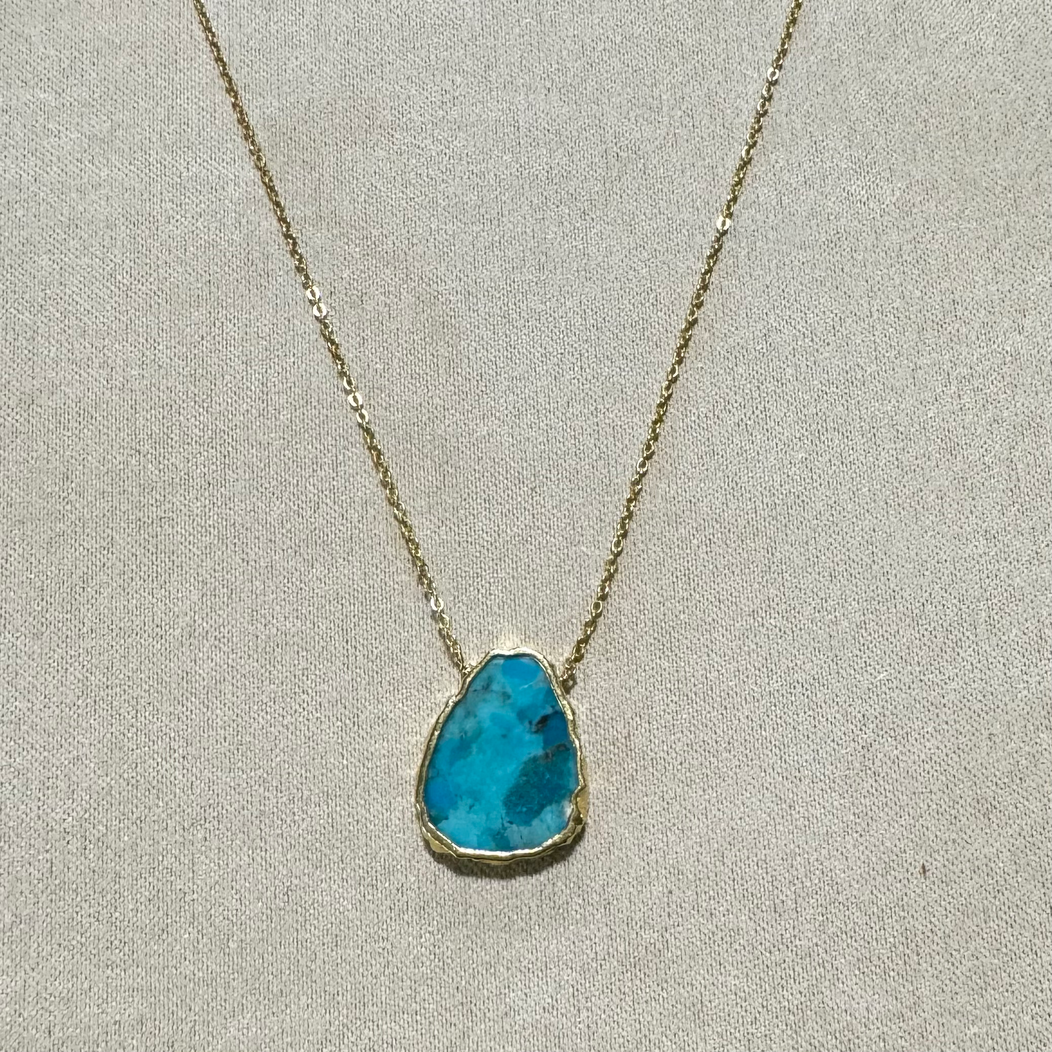 Gold-framed Turquoise Necklace