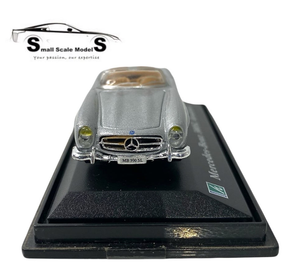 Cararma Diecast Model - Mercedes Benz 300SL Roadster - front view