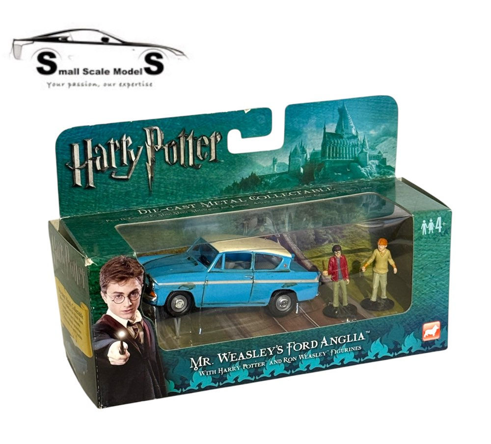 Corgi Harry Potter Mr Weasleys Ford Anglia diecast car with Harry and Ron figurines in box