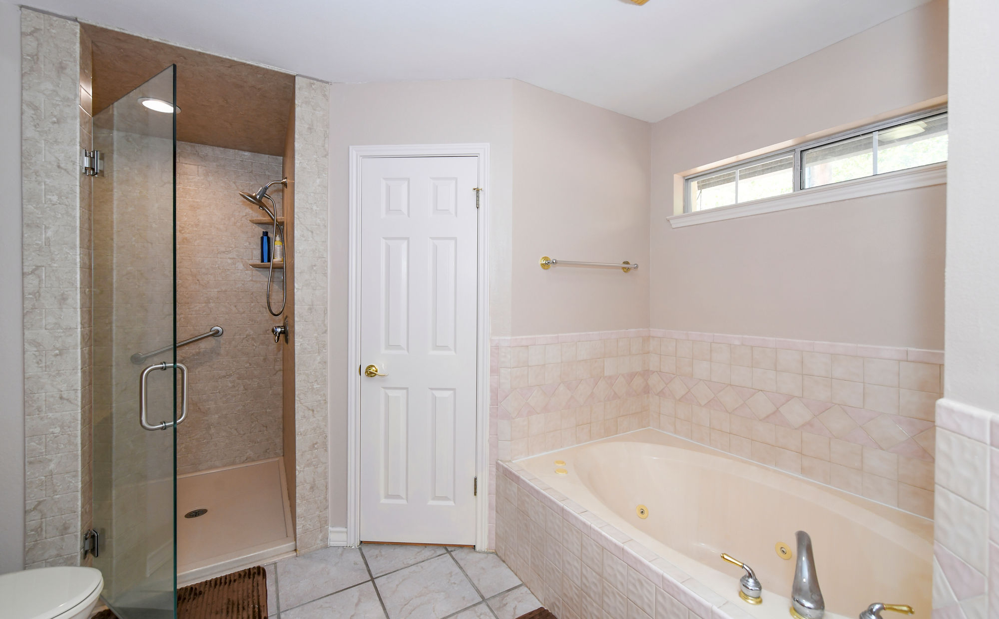 215 S Palo Alto Dr - 25.jpg