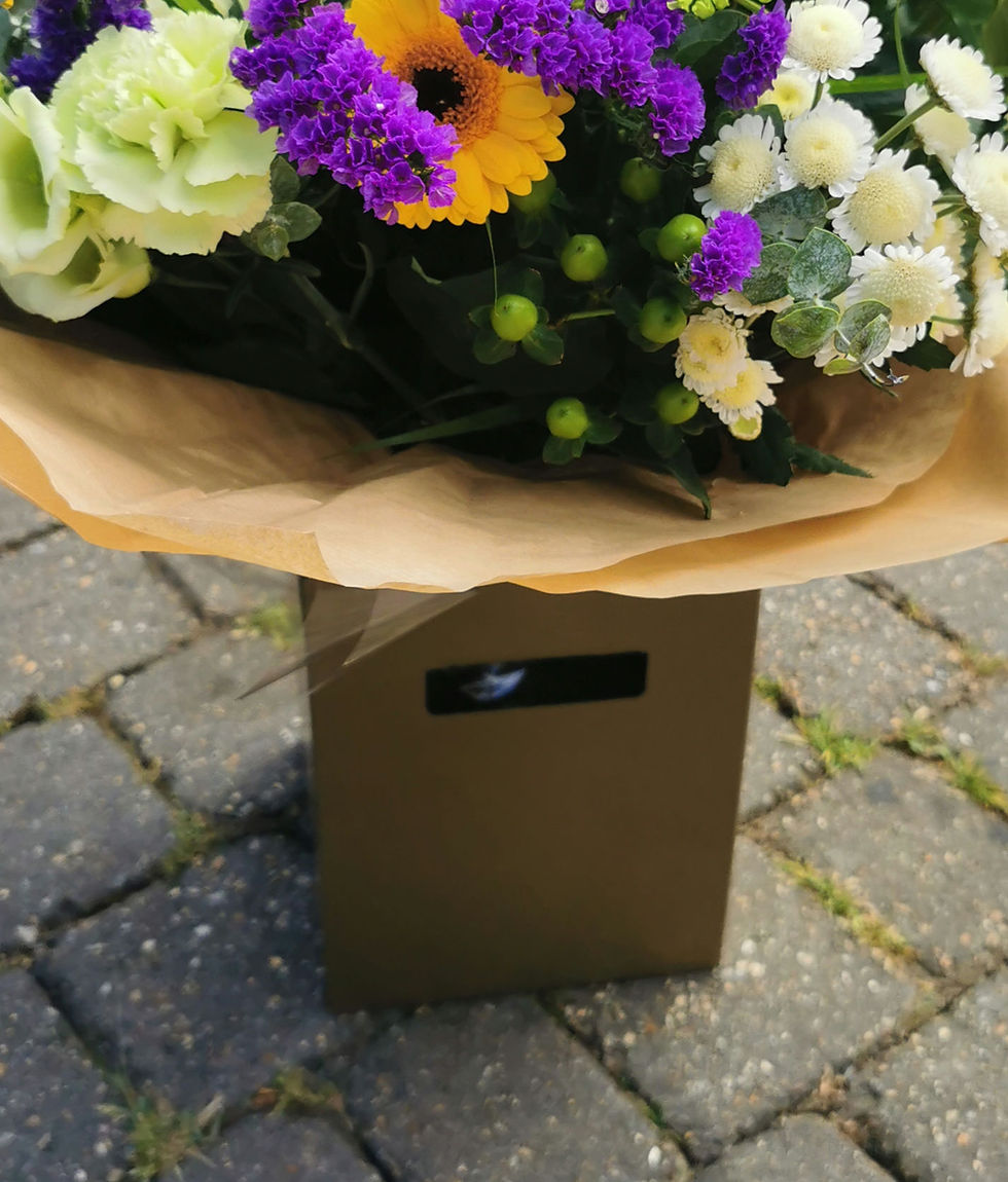 Thumbnail: Recyclable vase for Handtieds