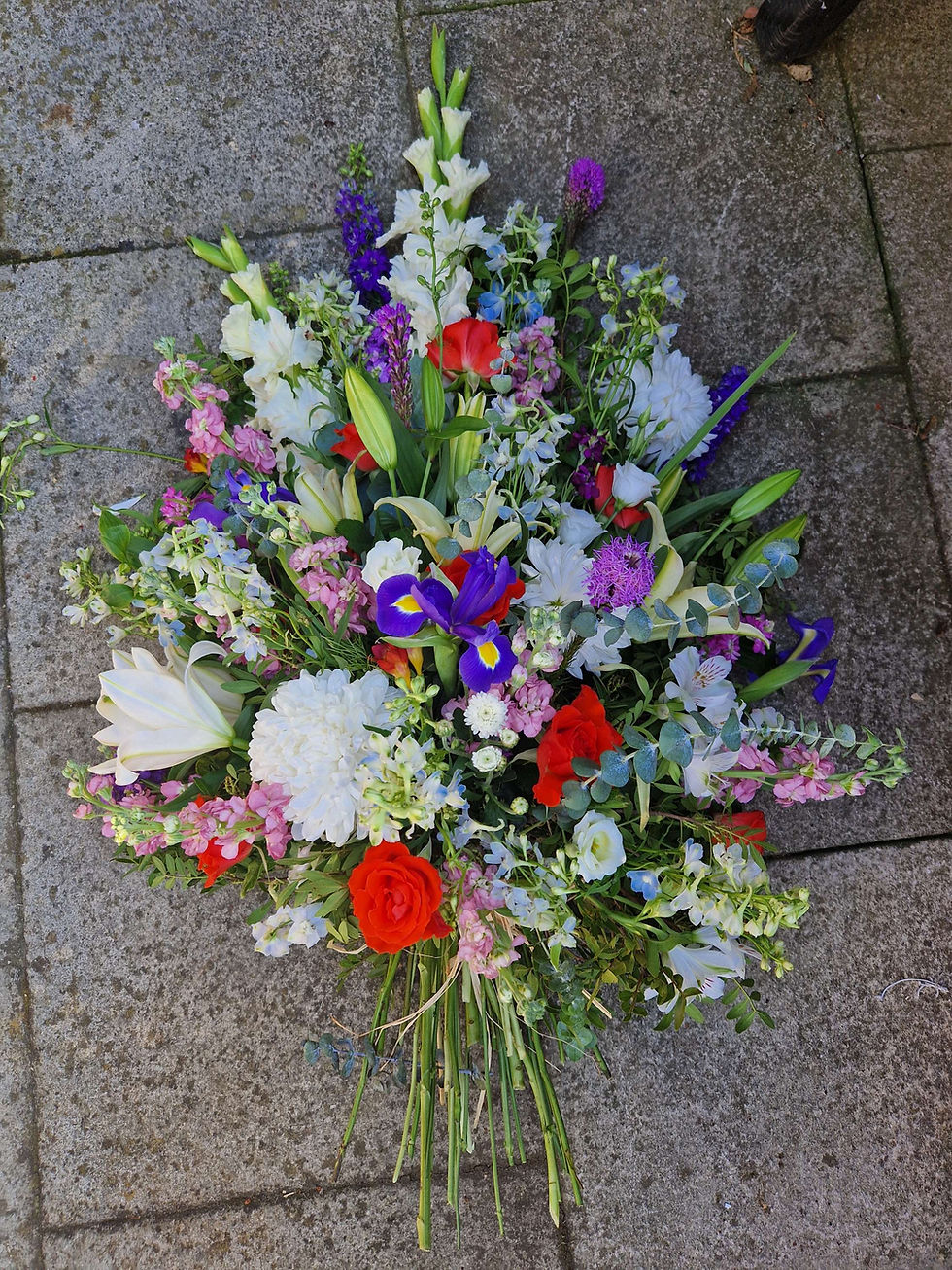 Thumbnail: Tied bunch funeral sheafs