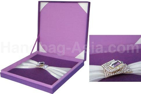 Silk_Wedding_Invitation_Box.jpg