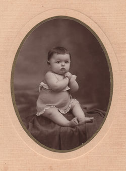 Denise Drillien à 1 an