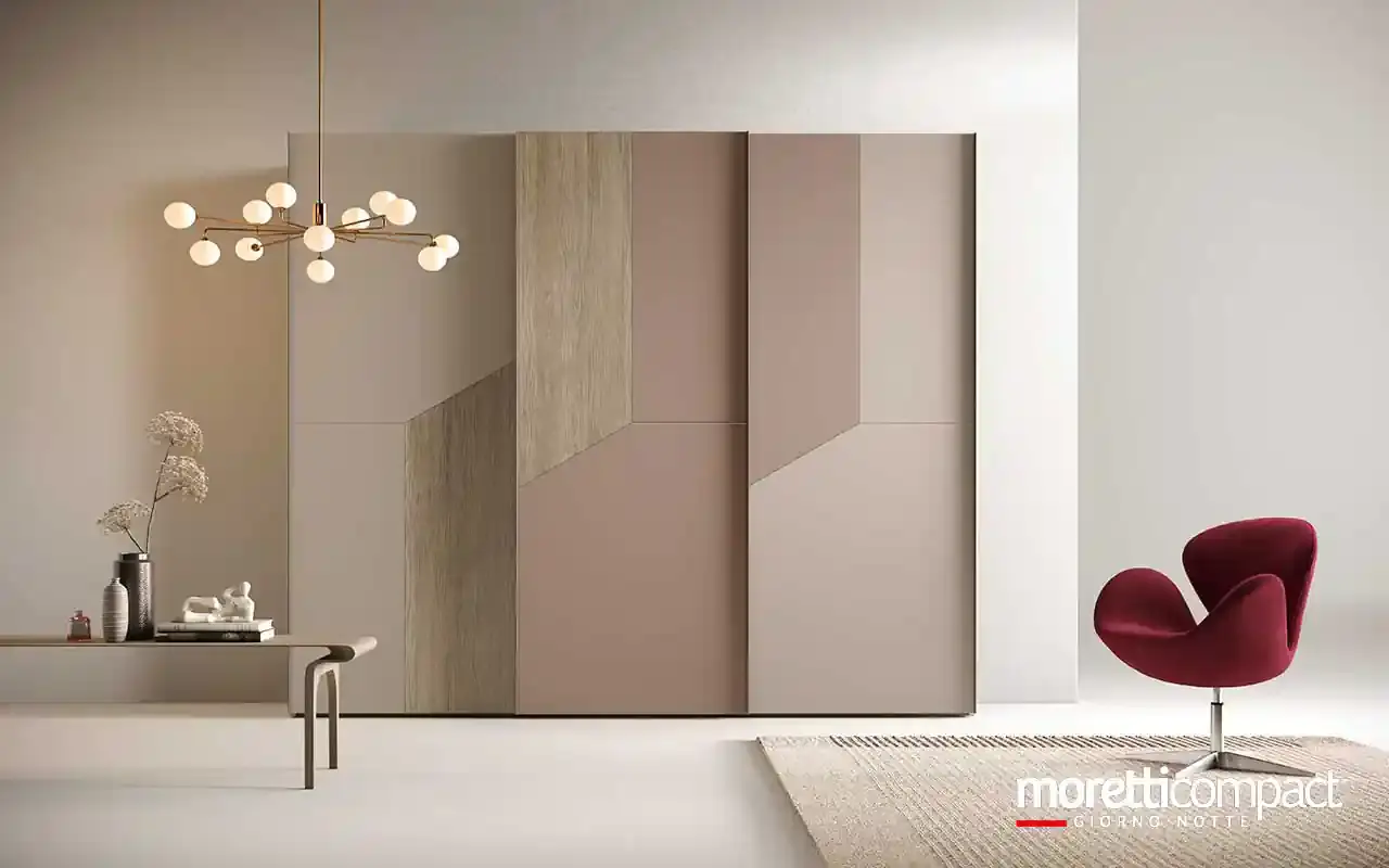 SCHRANK MIT SCHIEBETÜREN S153