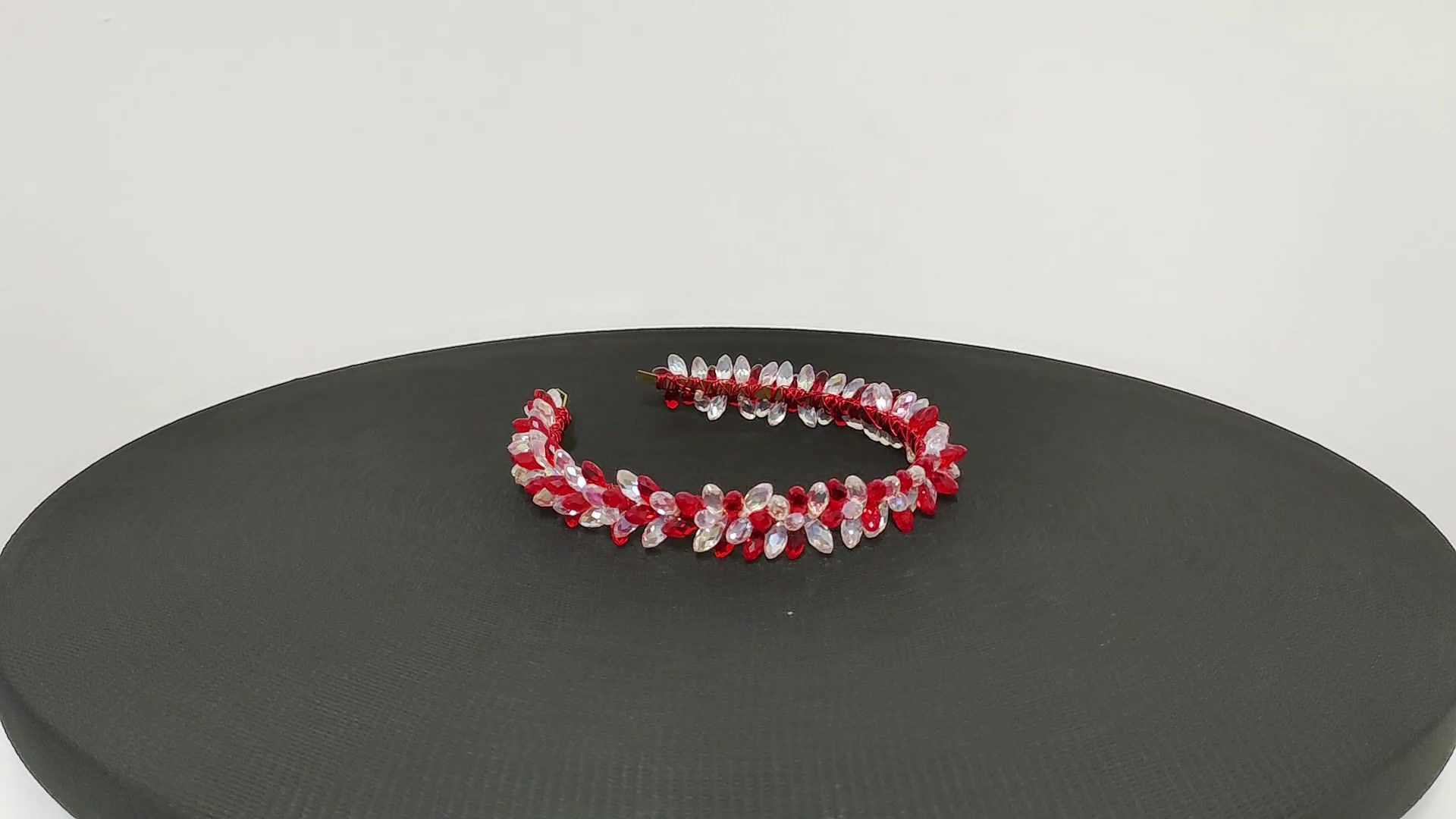 Taç, Gelin tacı, Saç aksesuarı