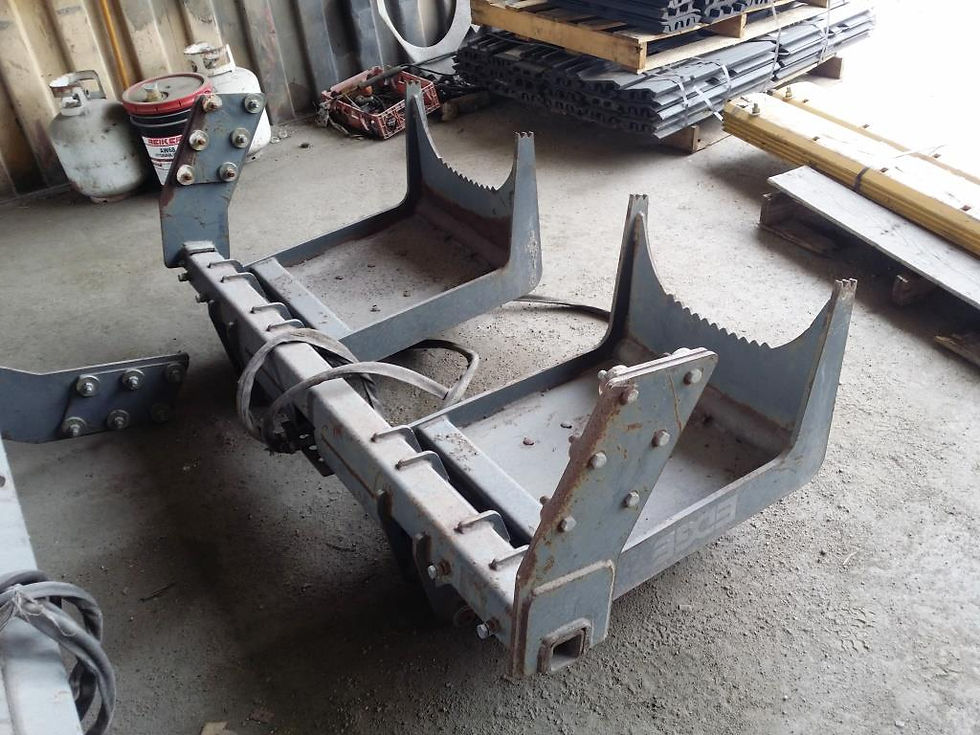 Thumbnail: Geith Grapple Attachment for backhoe Loader