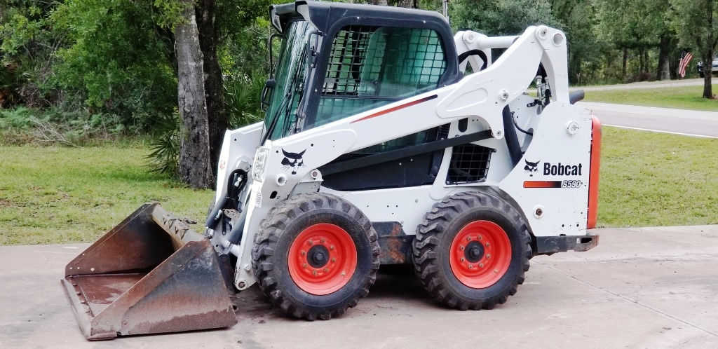 2015 Bobcat S590 Skid Steer, Enclose Cab, Runs Like New
