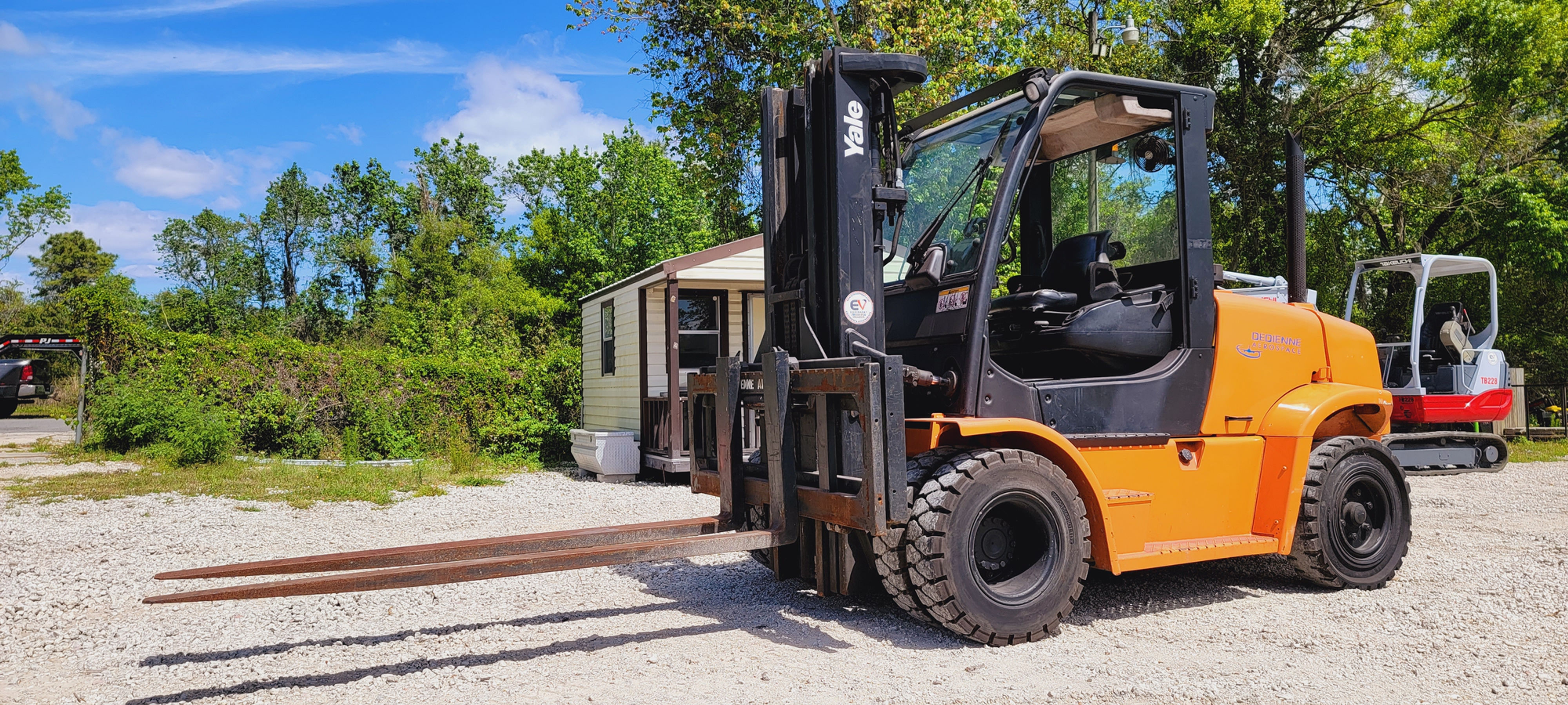 2014 Forklift Yale GDP155VX 15,000 lb. Capacity